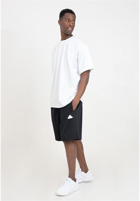 Shorts nero da uomo con patch logo in bianco e lettering logo ADIDAS PERFORMANCE | IP4075.